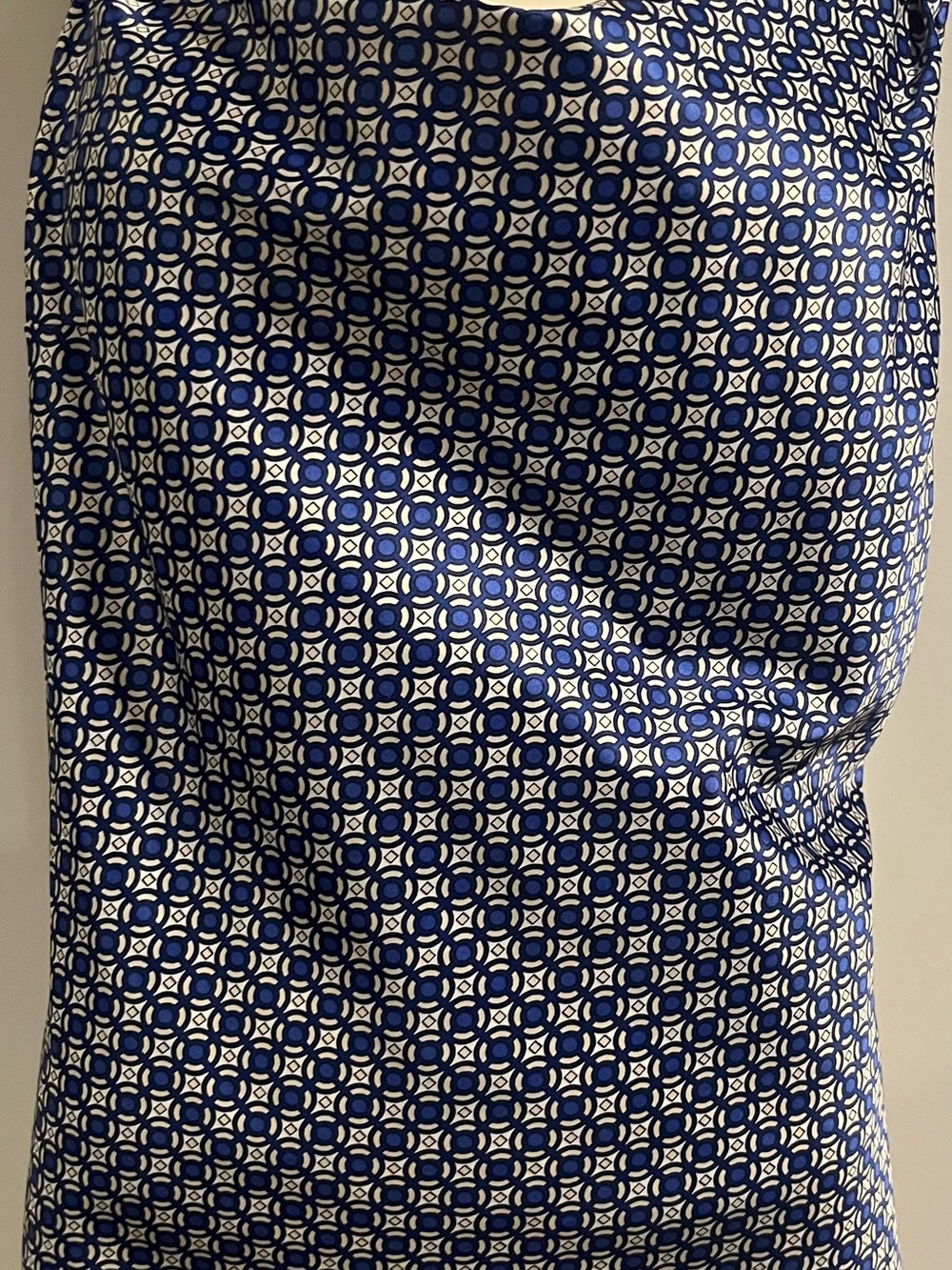 WHITE HOUSE BLACK MARKET Blue & White Graphic Blouse Sz S ORIG $124+! DESIGNER!